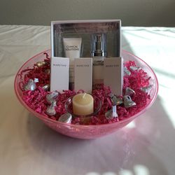 Mother’s Day Gift Basket 22