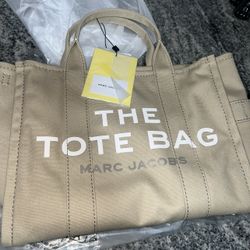 Marc Jacobs Tote Marc Jacobs Handbag Bag The Tote Bag New With Tags