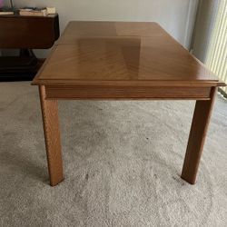 Solid oak Dining Table with six matching padded chairs 