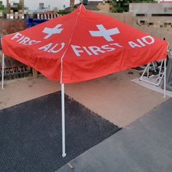 custom pop up canopy TOP PIECE and 2 sidewalls (  NO FRAME)