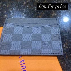 Black LV Card Holder Great Quality 