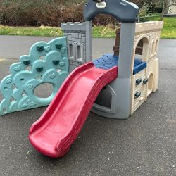 Kids climber and slide
