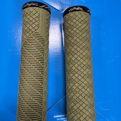 Lizard Skins Charger EVO lock Grip