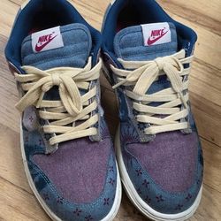 Nike Dunk Size 9 Community Garden
