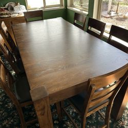 Costco 8 Seat HEAVY bar Height dining Room Table