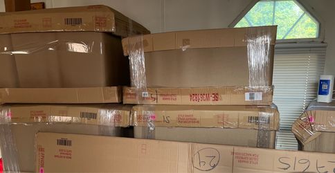 New kitchen cabinet Set 7 lower 1 upper Over fridge