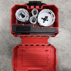 Milwaukee 10 Pc Hole Saw Kit