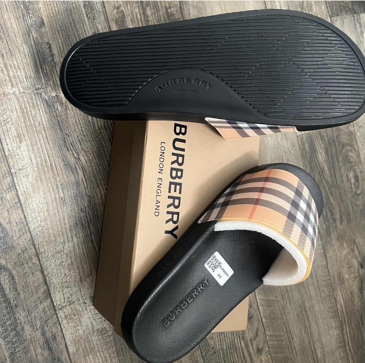 Burberry Check Slides