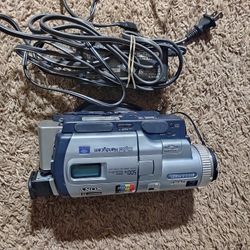 Sony PAL DCR-TRV830 Digital8 HI8 8mm Video8 Camcorder VCR Player