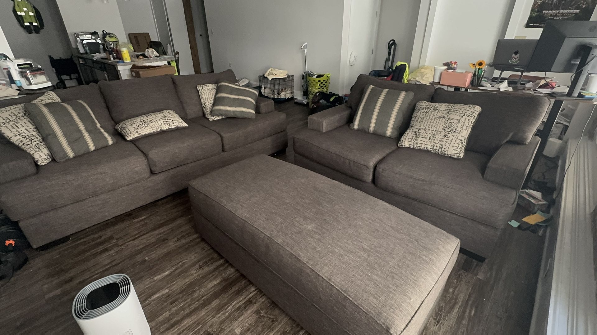 Couch set (sofa, loveseat and ottoman)