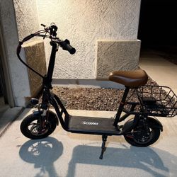 🛴 Electric Scooter w/ Seat & Basket – $200 