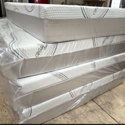 Memory Foam Full Size With Boxspring 