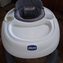 Chicco Walker