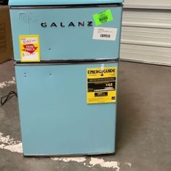 GALANZ BLUE MINI FRIDGE GLR 31TBEER 3.1 cu🧊❄️❄️❄️❄️ EI0