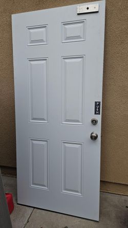 Heavy Duty 6 Panel Door With Handle And Lock