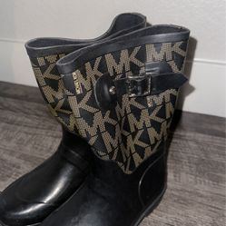 Michael Kors girls boots 