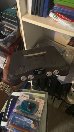 3 consoles 64 ,nintendo , sega