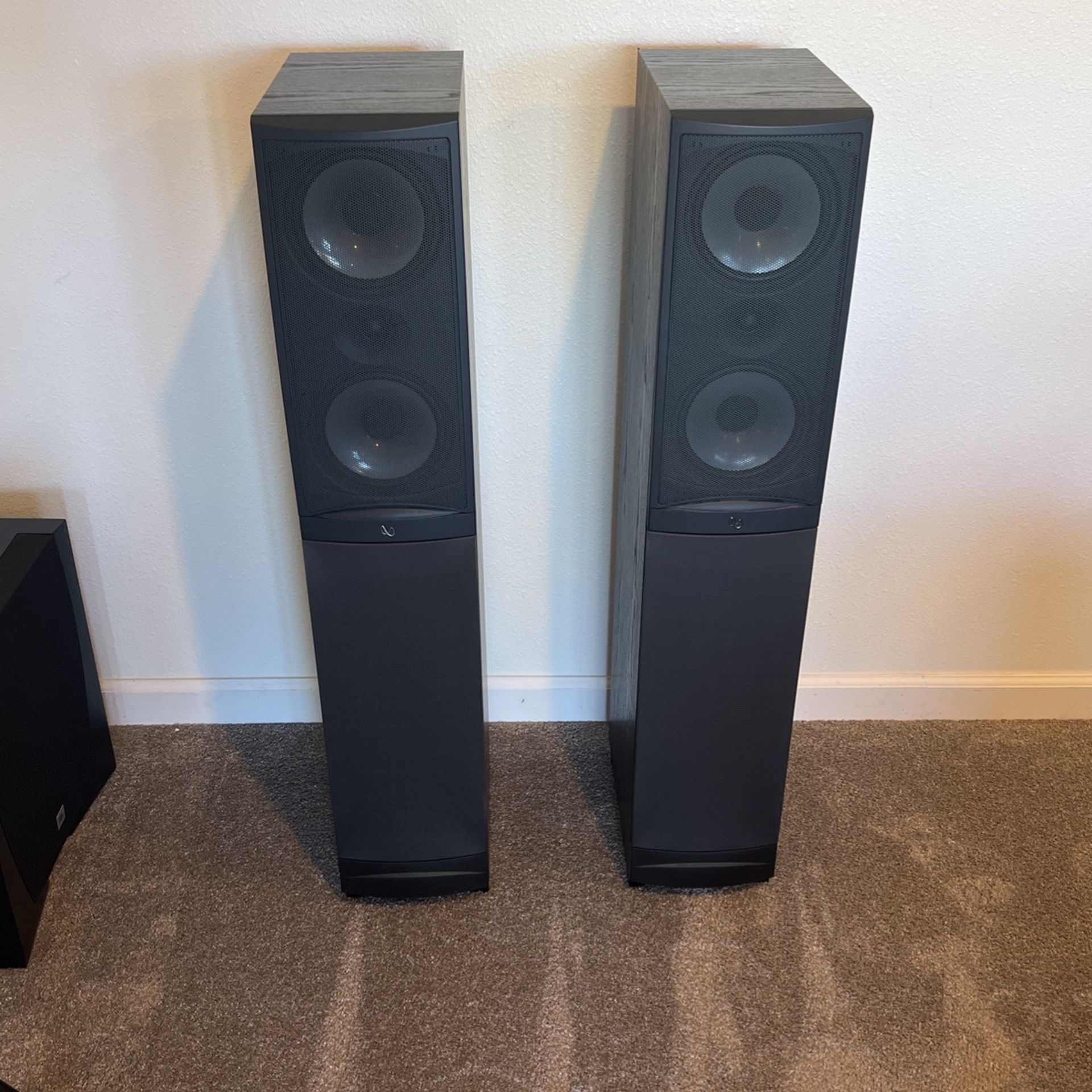 Infinity Reference Standard Tower Speakers
