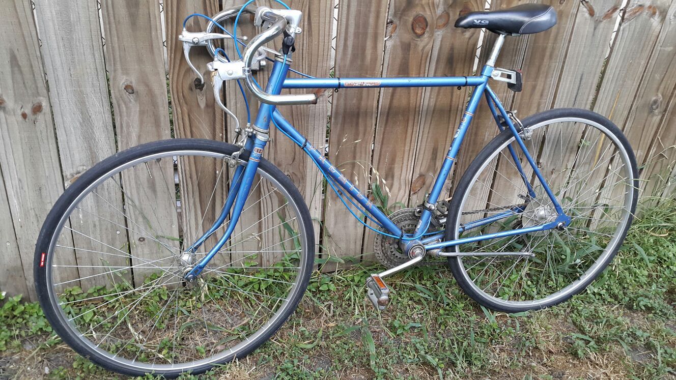 Limited Edition Huffy Premier 12 Speed Road Bike