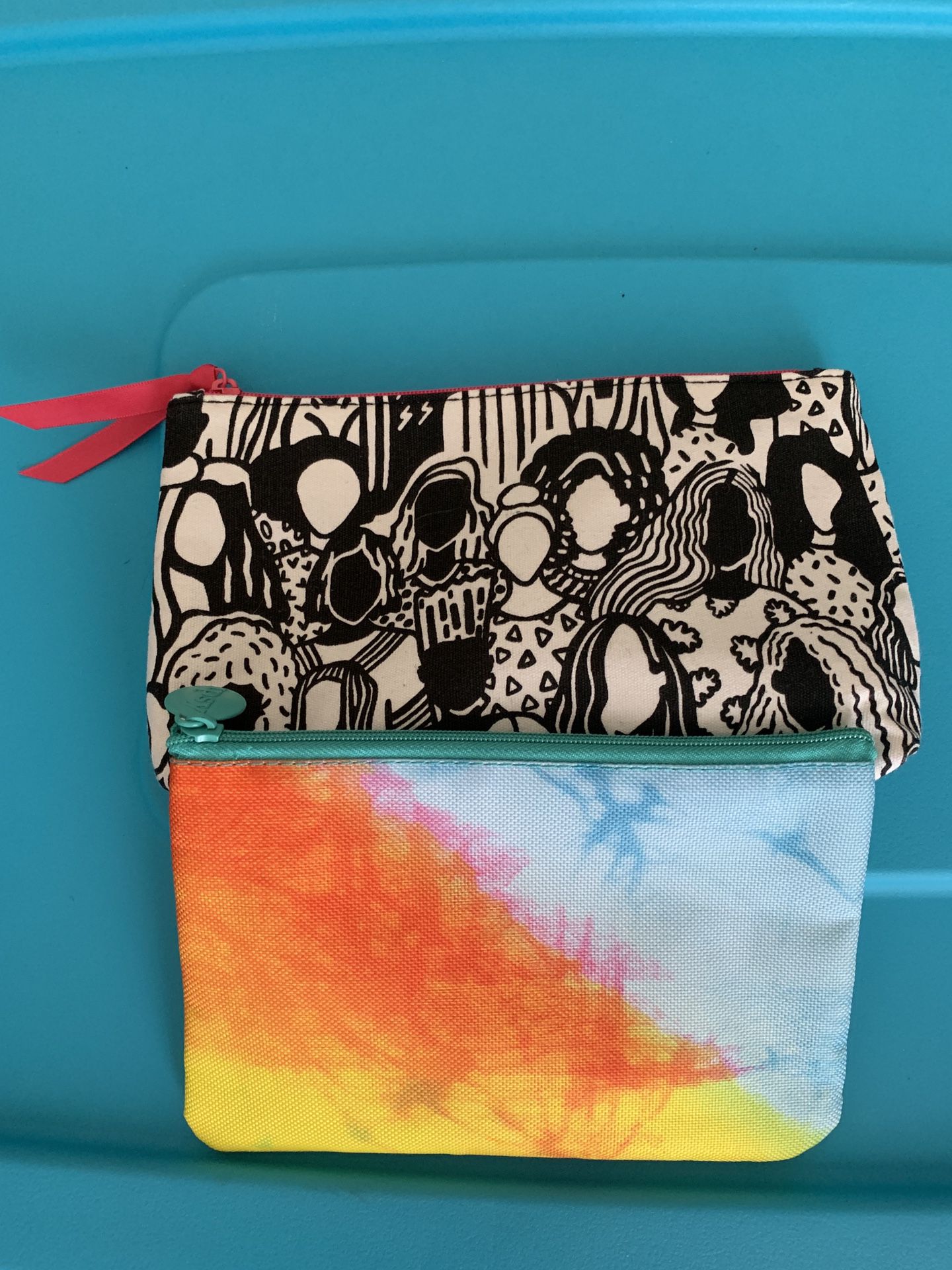2 Makeup Bags with small gifts