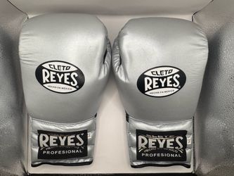Cleto Reyes Boxing Gloves - Silver