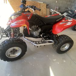Polaris 500cc atv Quad Like New 2006 Predator