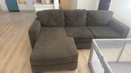 Sectional couch