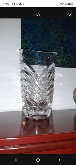 Luxurious Lead Crystal Vase