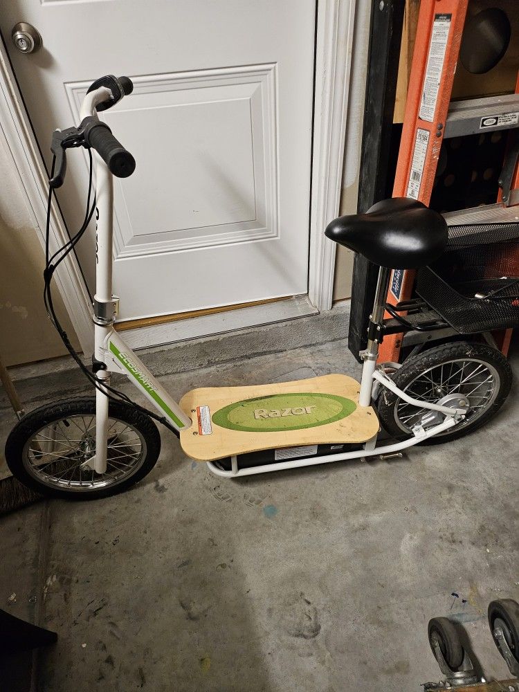 Razor Electric Scooter 