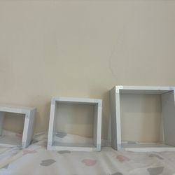 3 Piece Square Wood Wall Shelf / Floating Cube Shelves