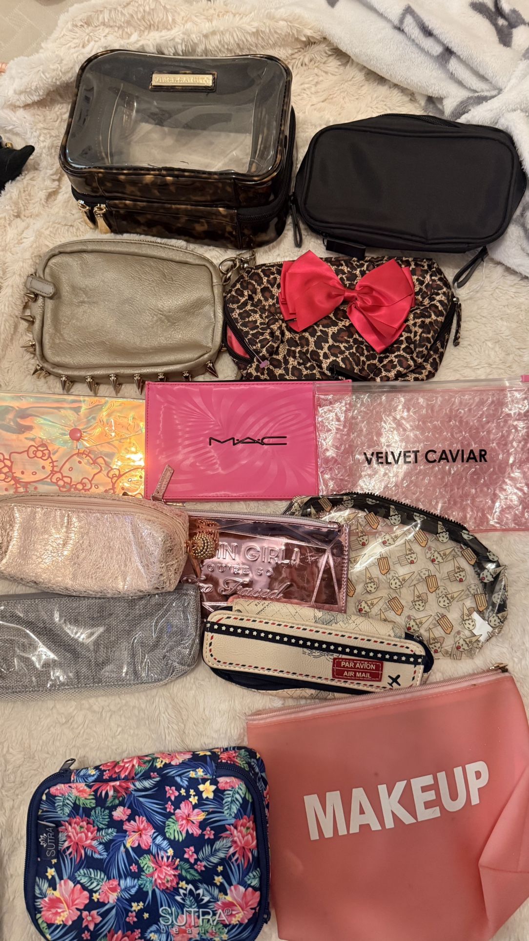 COSMETIC BAGS BUNDLE MAC TOOFACED HK