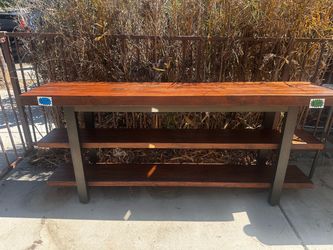Entry Table / Media Console