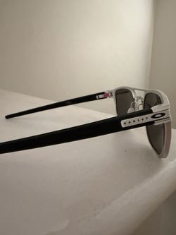 Oakley sunglasses Latch Alpha proscription, available, new