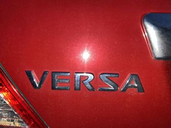2011 Nissan Versa Thumbnail