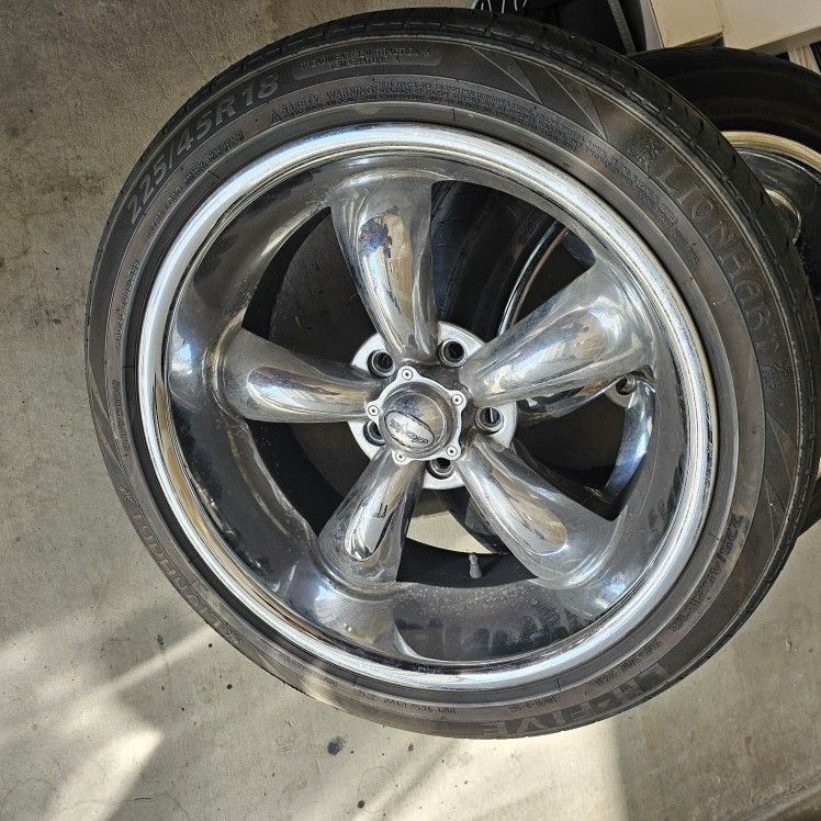 5x4.75 Bolt Pattern,  18x8 Frontv20x10 Rear Good Condition 