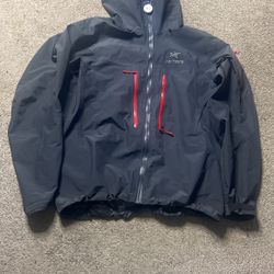 Authentic Rare Arc’teryx Sv Jacket 