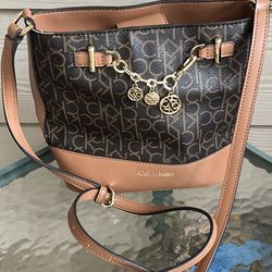 Calvin Klein Shoulder Bag Like NEW
