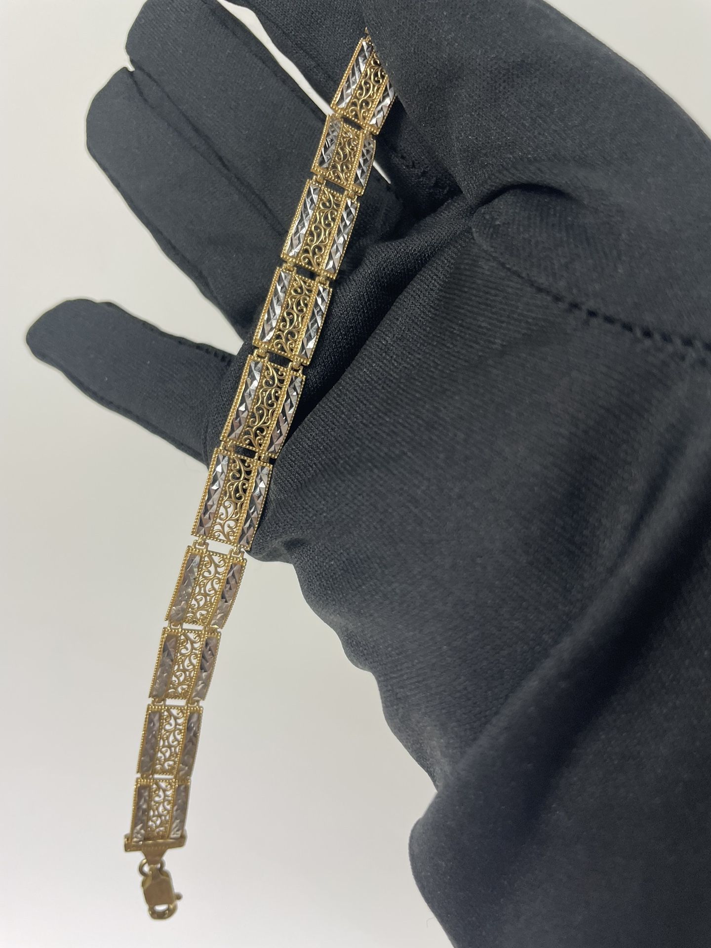 10k Gold Filagree Bracelet