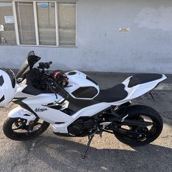 Ninja 400