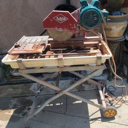 Mk Tile Saw With Waterpump.