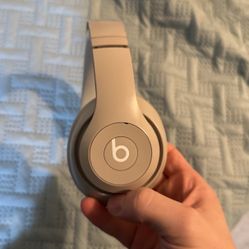 Beats Studio Pro 