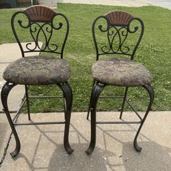 Ashley Bar Stool/Chair Set 