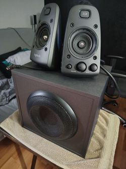 Logitech Z625 Speakers