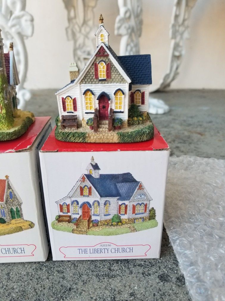 Vintage Liberty Falls-3 in Tall The Liberty Church for Christmas Villages