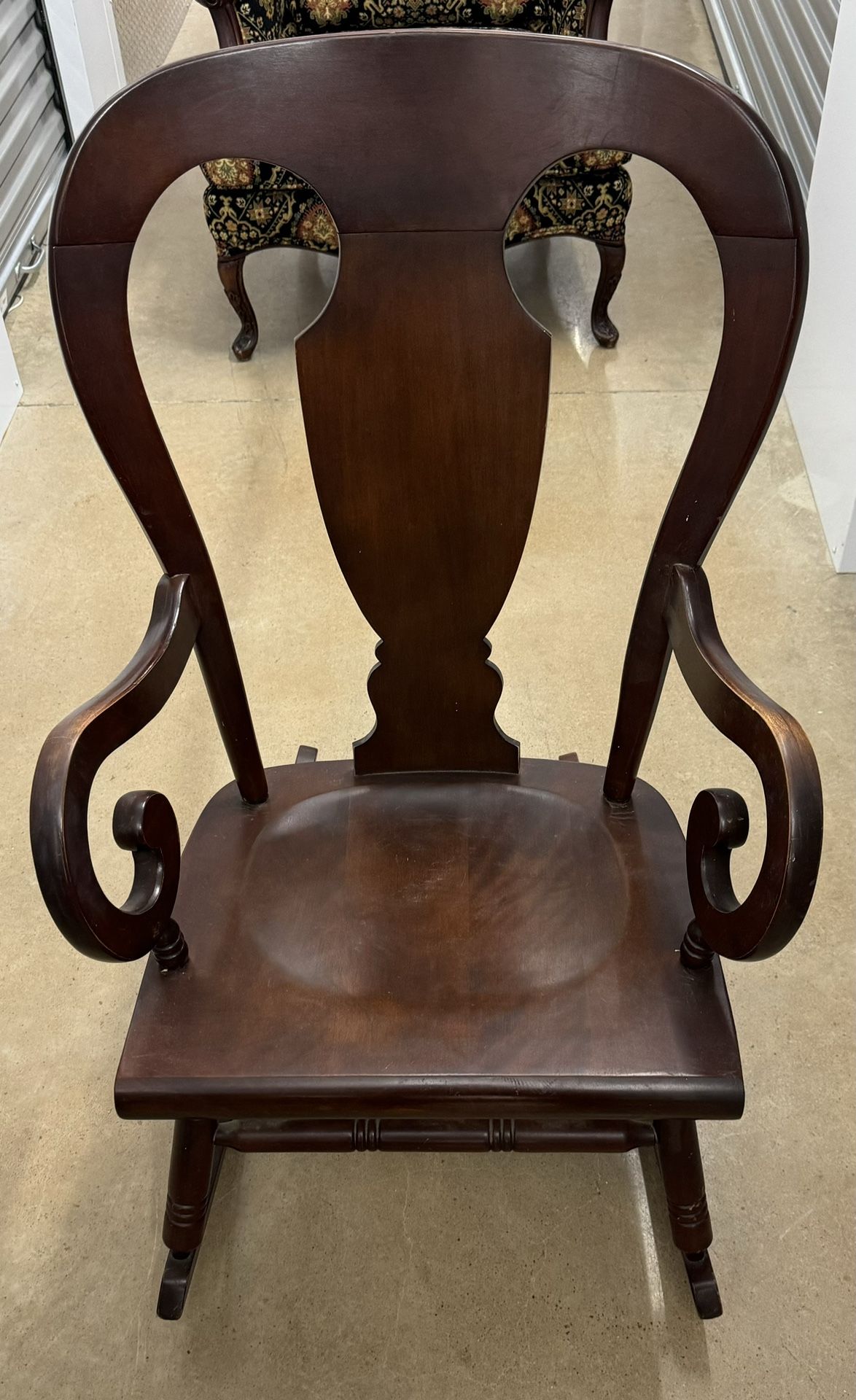 Antique Traditional Rocking Chair