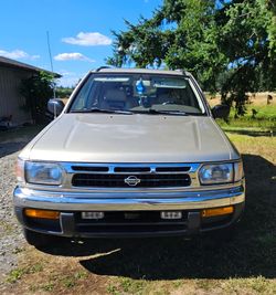 1999 Nissan Pathfinder