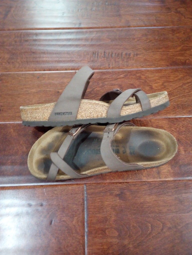 Birkenstock 39 Brown Sandals