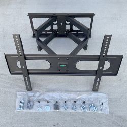 New $45 Swivel TV Wall Mount for 37-75” TVs Full Motion and Tilt Bracket VESA 600x400mm, Max 110lbs 