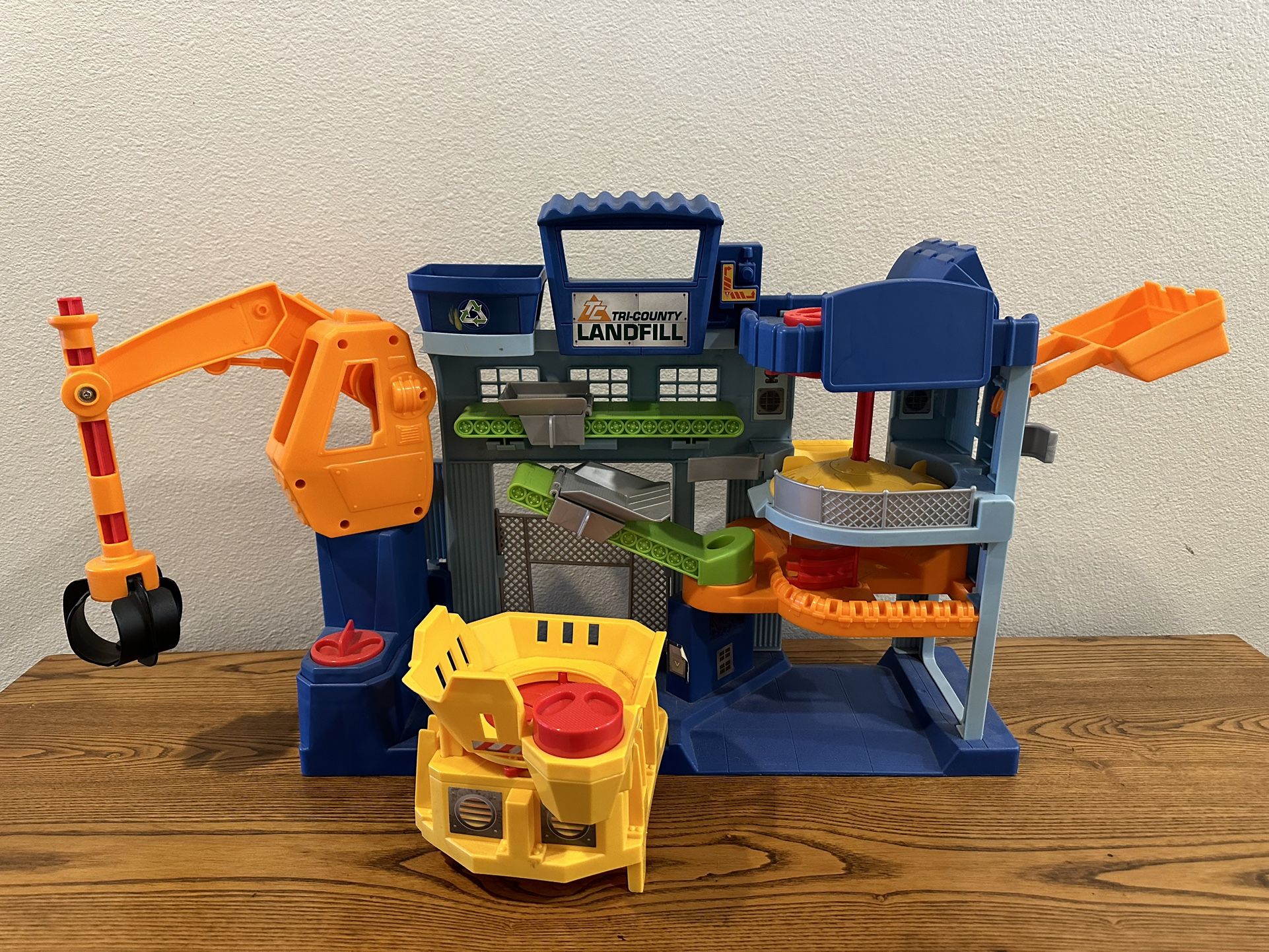 Toy Story Imaginext tri-county landfill play set