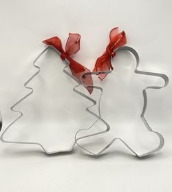 Set of 2 NEW ~ HUGE Aluminum Cookie Cutters ~ Christmas Tree & Ginger Bread Man